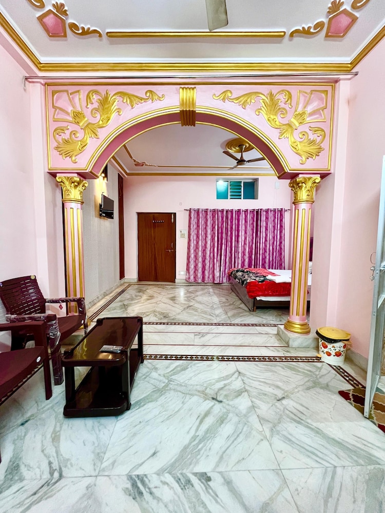 Trilok Residency 33/50