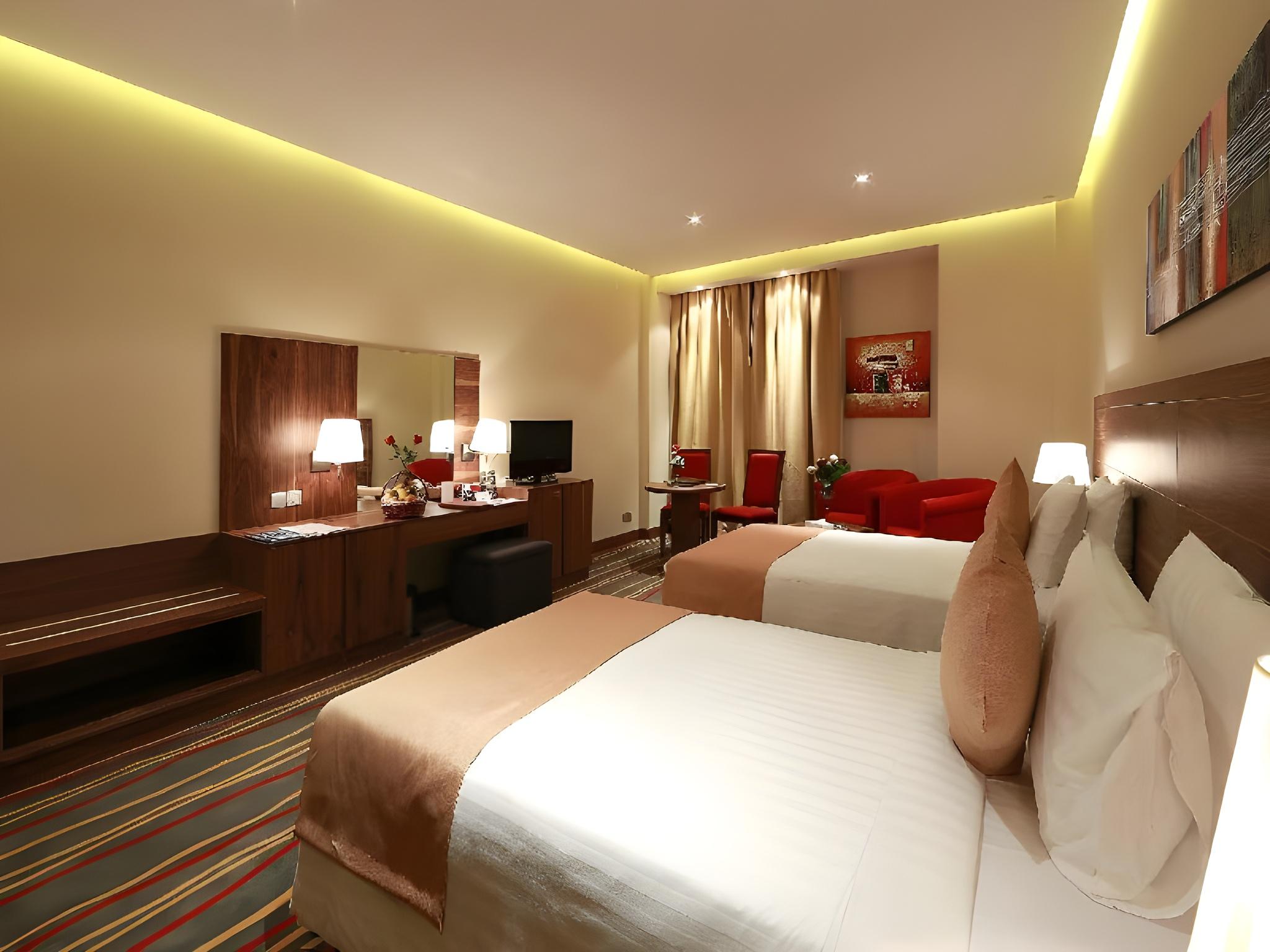 Standard, Twin Beds