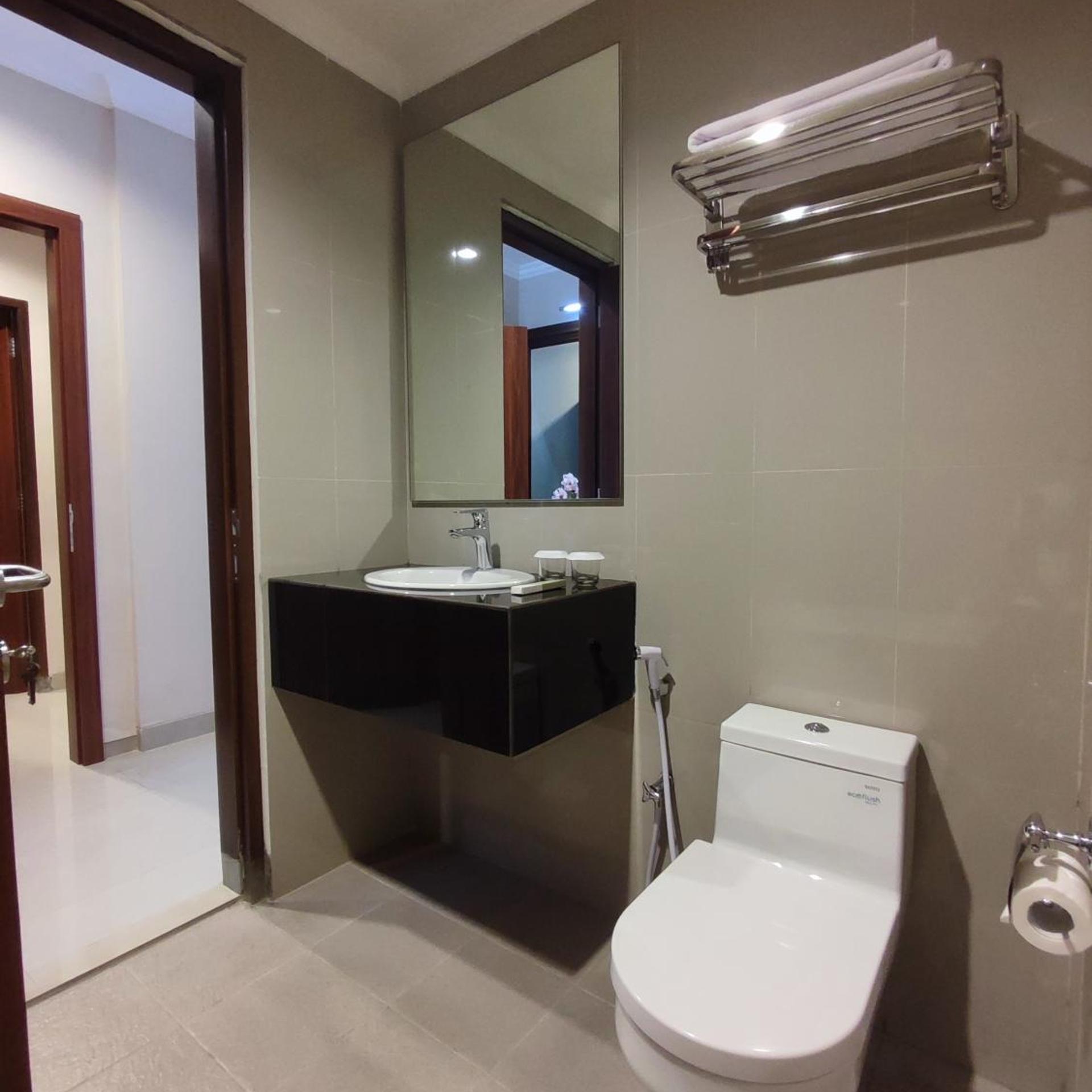 LE SEMAR HOTEL KARAWACI 22/23