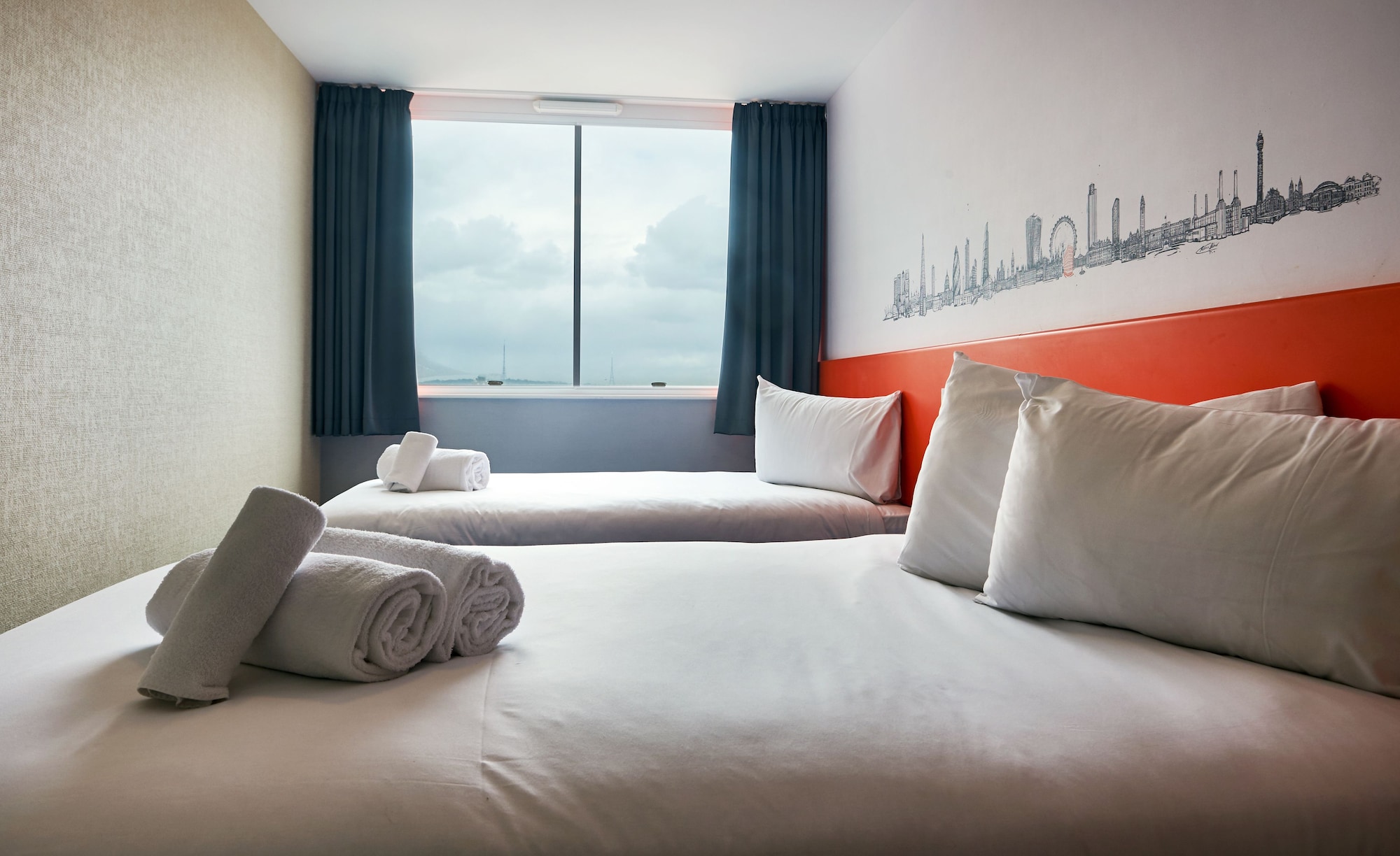 غرفة قياسية بسريرين منفصلين، easyHotel Croydon 10/10