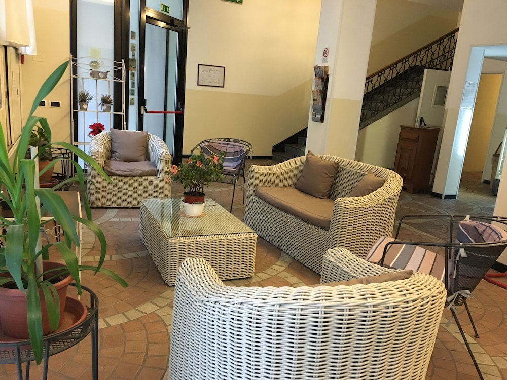 Hotel Nettuno 38/54