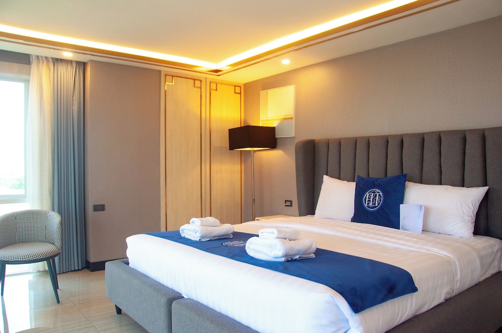 Topstar, Residence, 3 Double Beds