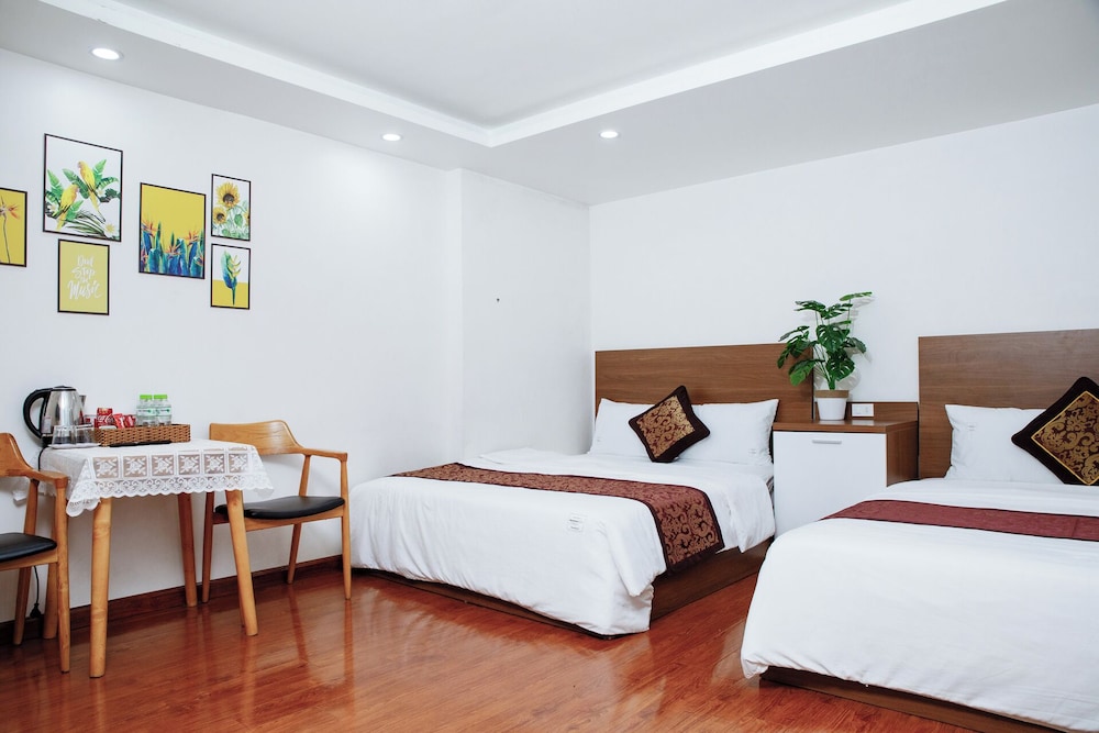 Skyhouse Hotel 17/55