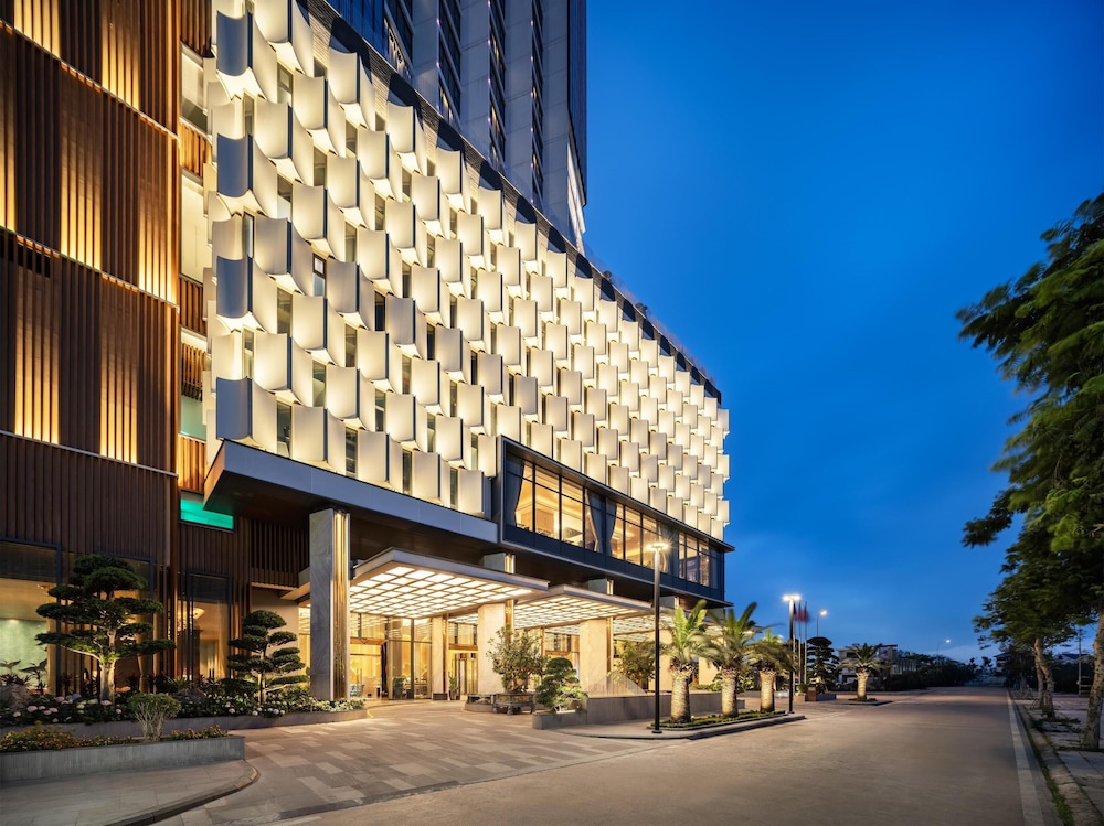 Radisson Blu Hotel 42/50