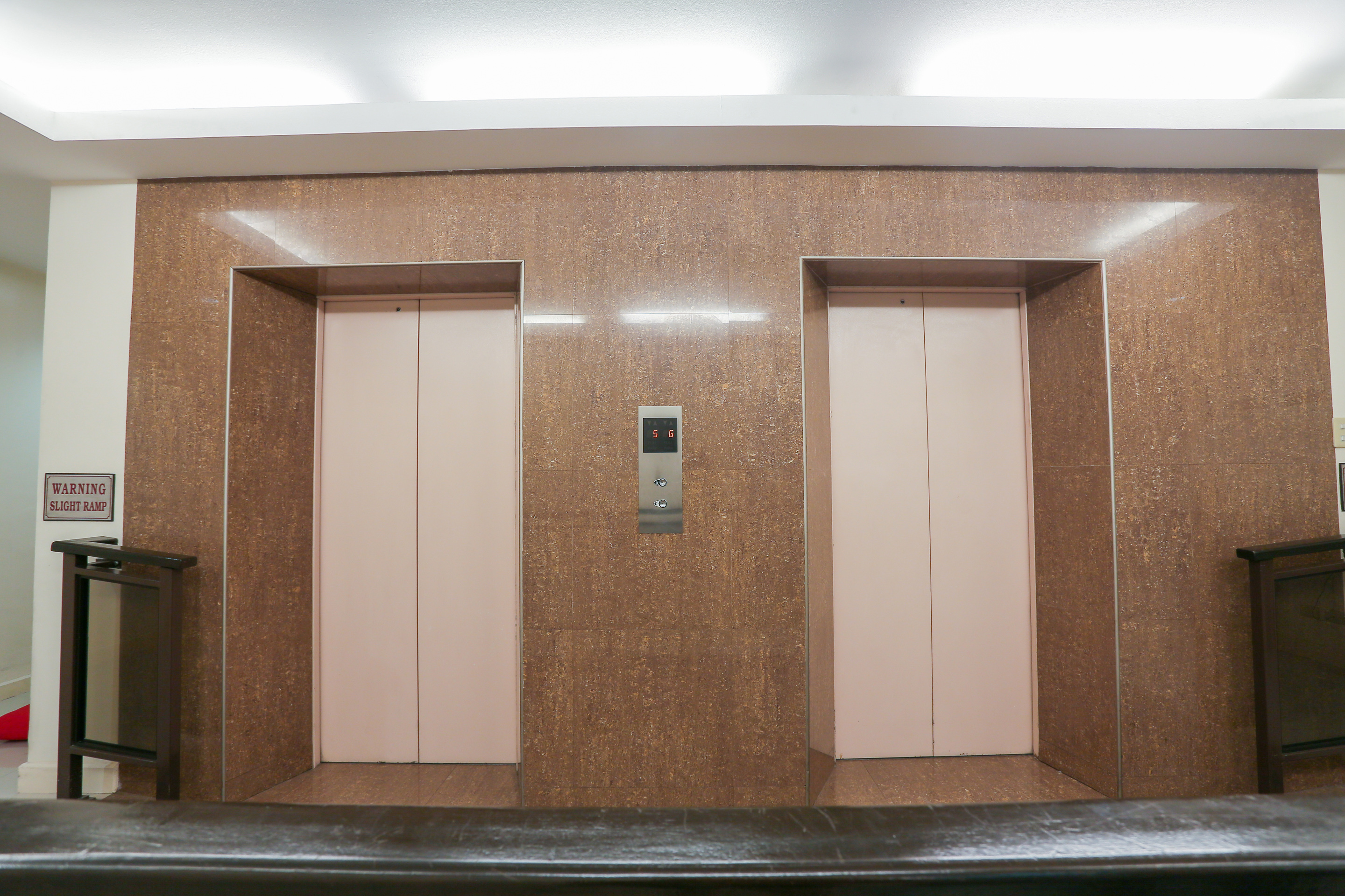 Paragon Tower Hotel 7/50