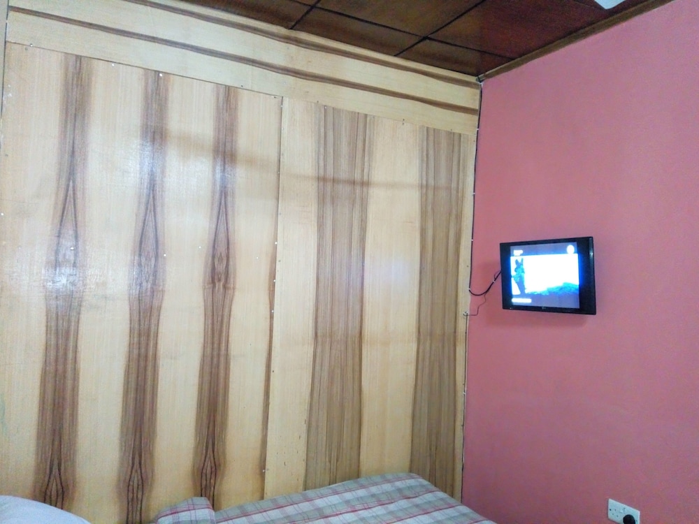 Feehi's Place Hostel 19/38
