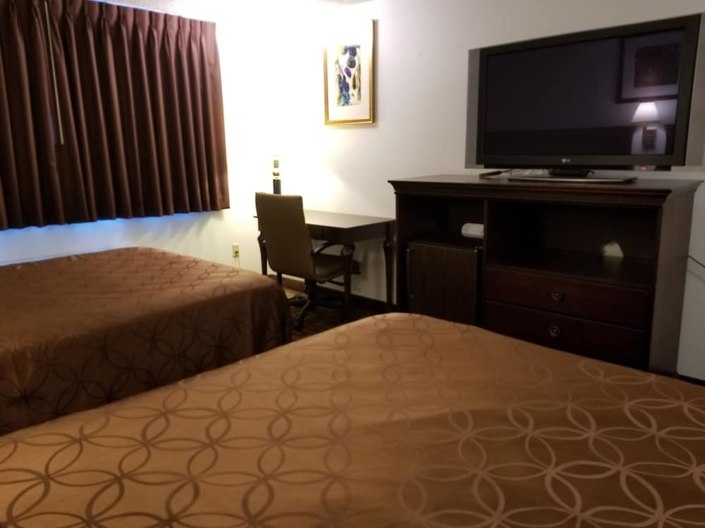 Sea-Tac Crest Motor Inn 24/35