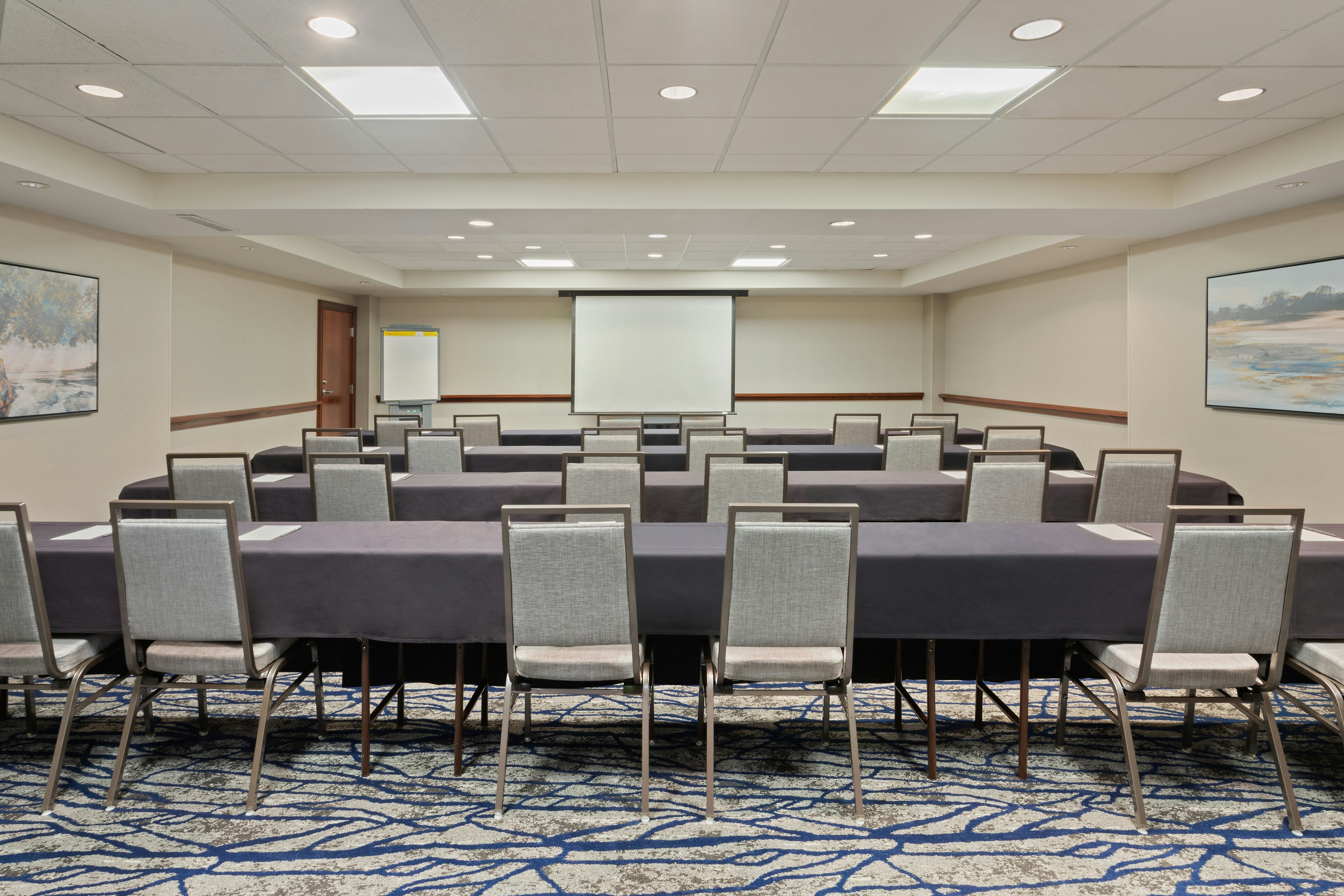 Embassy Suites By Hilton Tampa Usf Near Busch Gardens 9/23