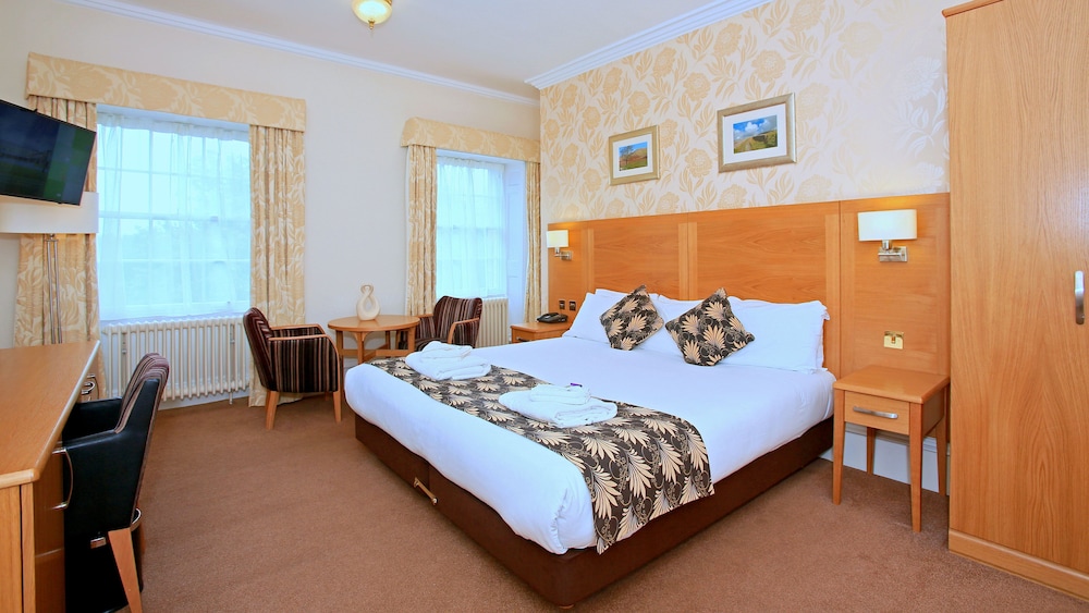 Weetwood Hall 13/64