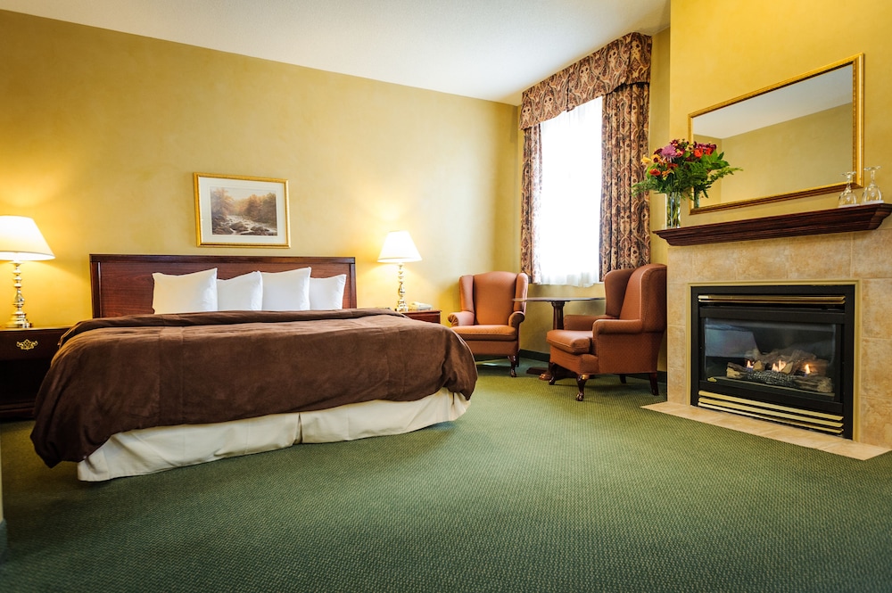 Peterborough Inn & Suites Hotel 56/64