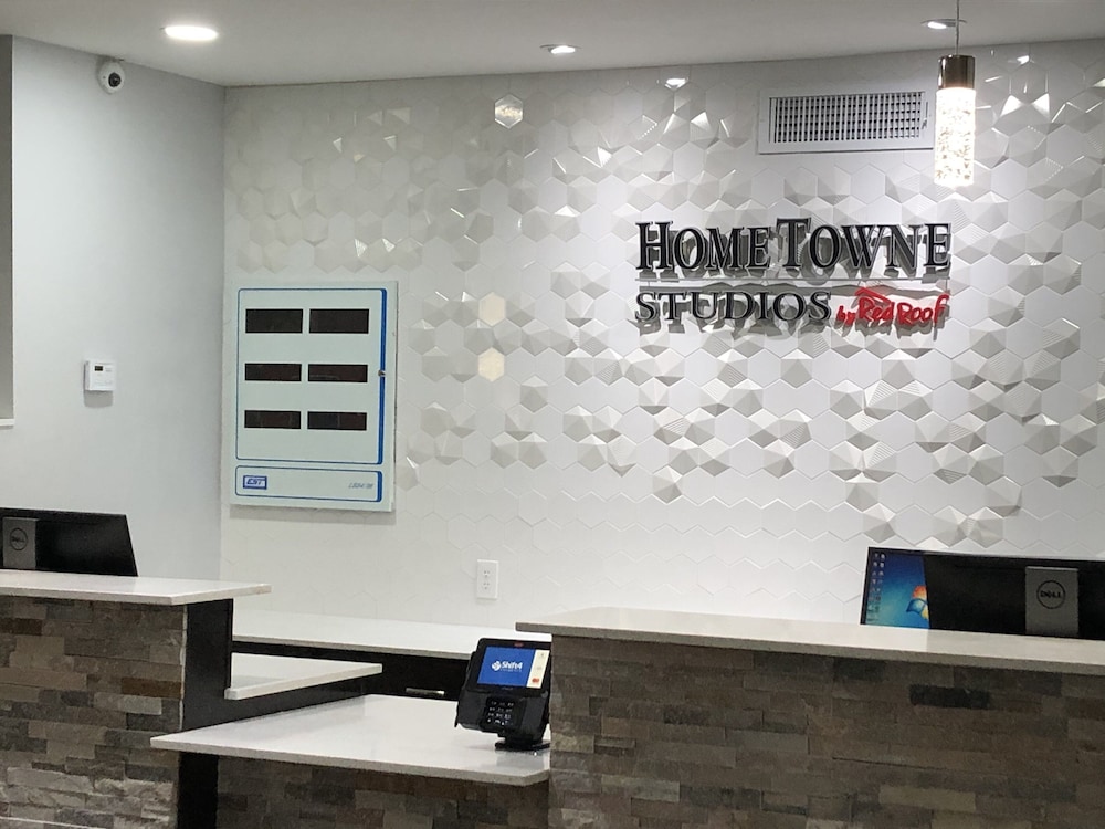 HomeTowne Studios San Antonio E - Frost Bank Center 8/49