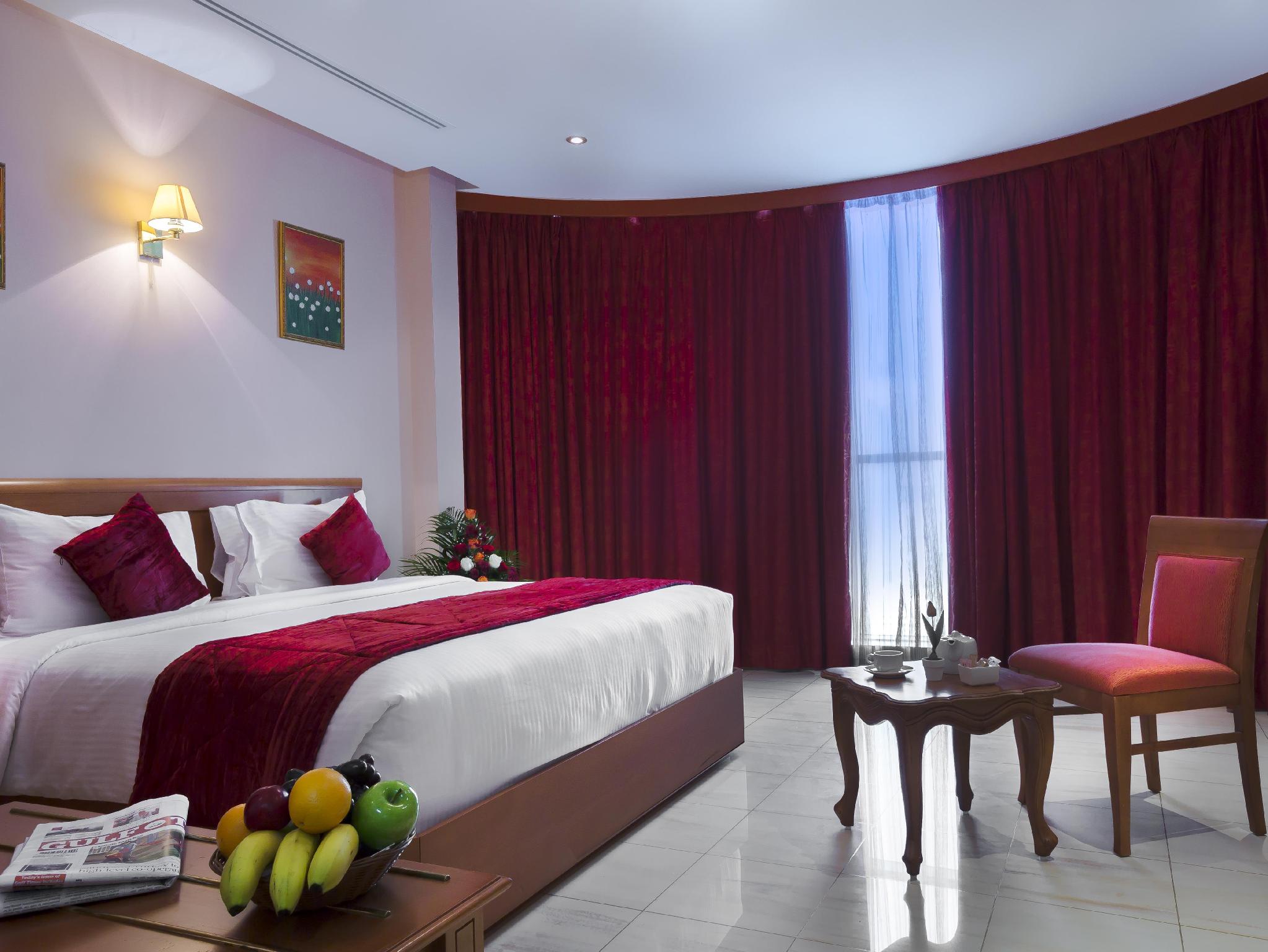 غرفة تُحدَّد حسب التوفر