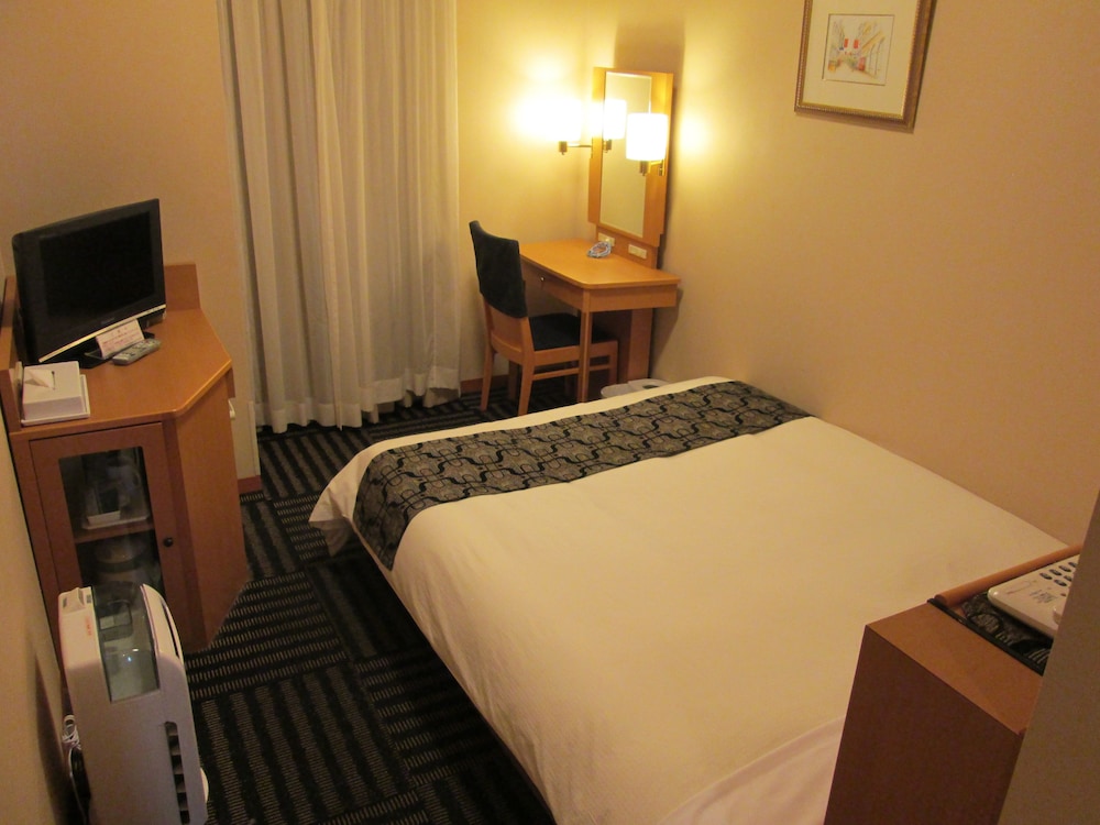 Yamagata Eki Nishiguchi Washington Hotel 17/35