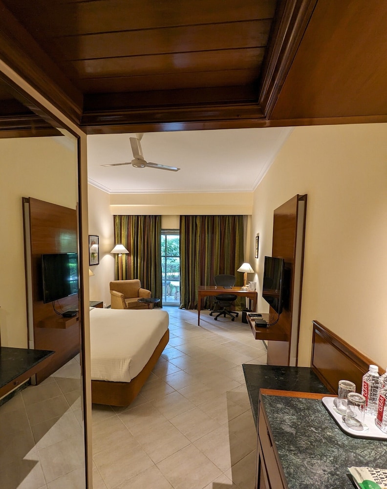 Palm Meadows Resort 23/67
