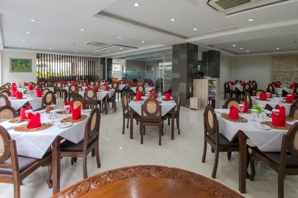 Grand Puri Saron Yogyakarta 38/58