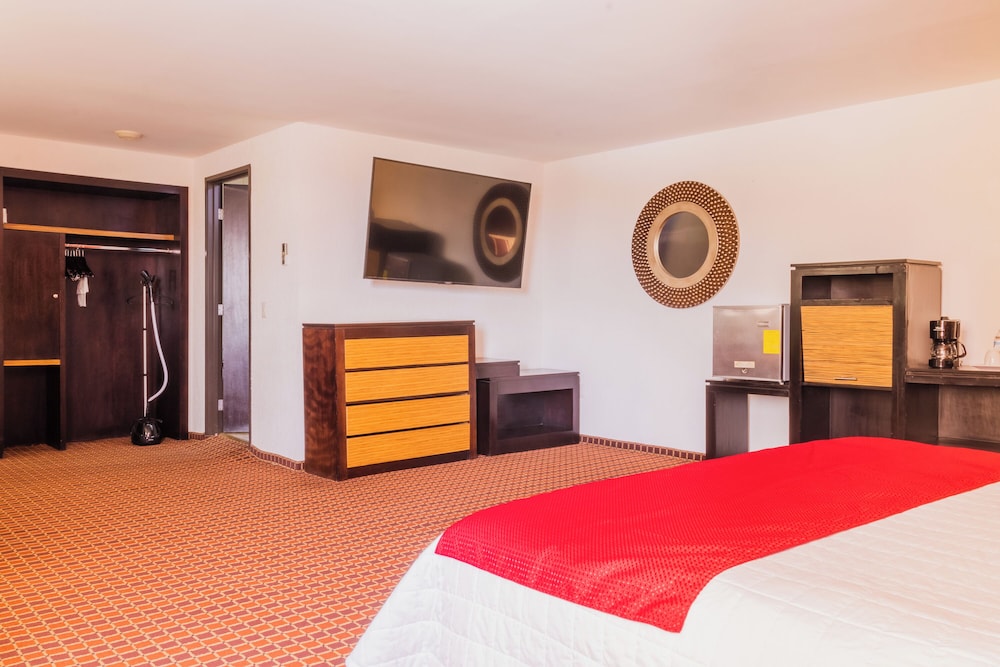 PARIS FC HOTEL 22/76