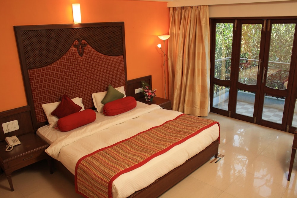 Tangerine Boutique Resort 22/44