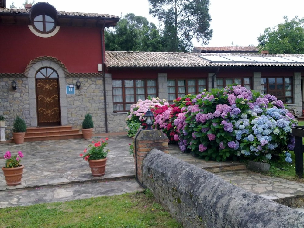 Hotel Ovio 48/50