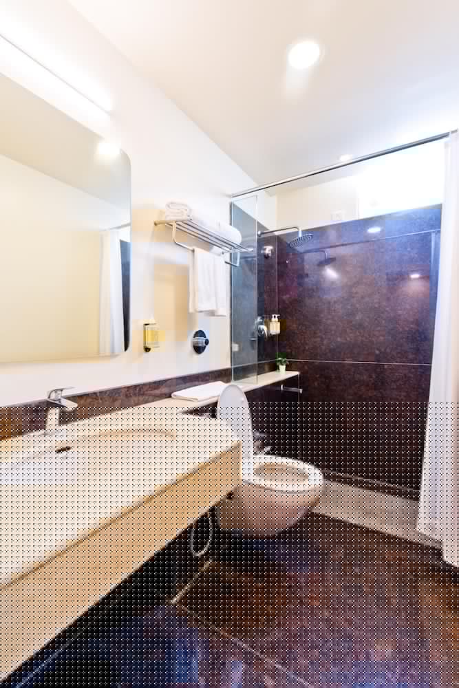 Bloom Hotel Indiranagar 25/41