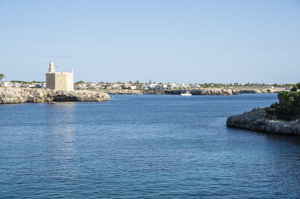 Pierre & Vacances Menorca Cala Blanes (ex Roc Cala D’en Blanes Beach Club Aparthotel) 60/69