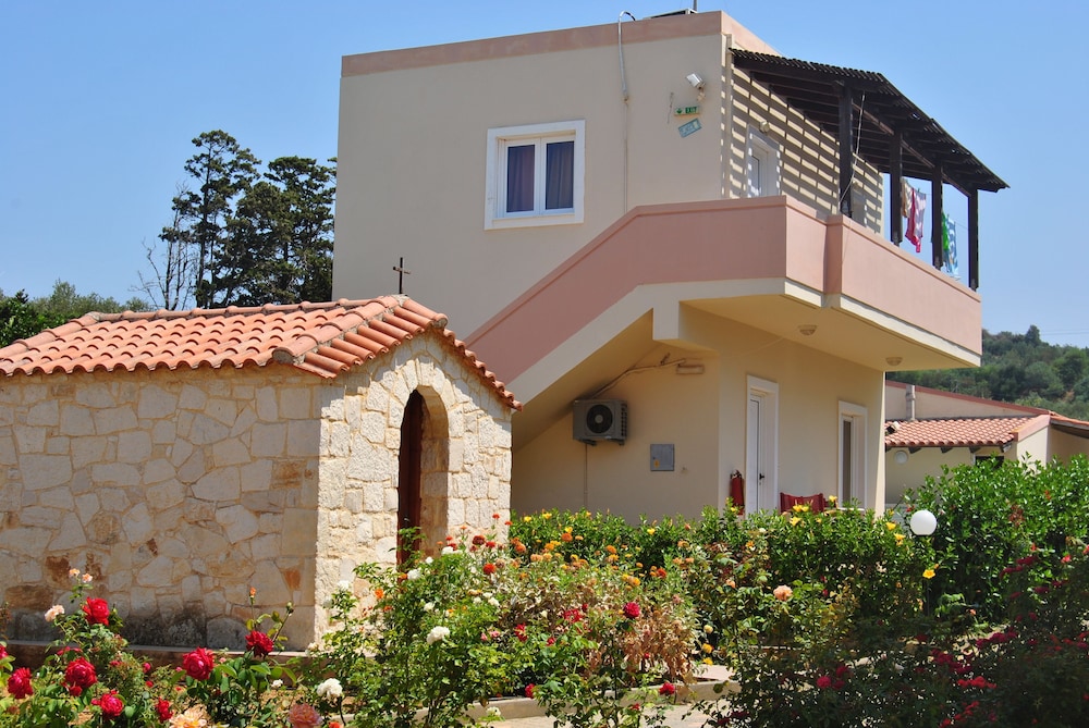 Dimitra &amp; Evdokia Hotel 2/38