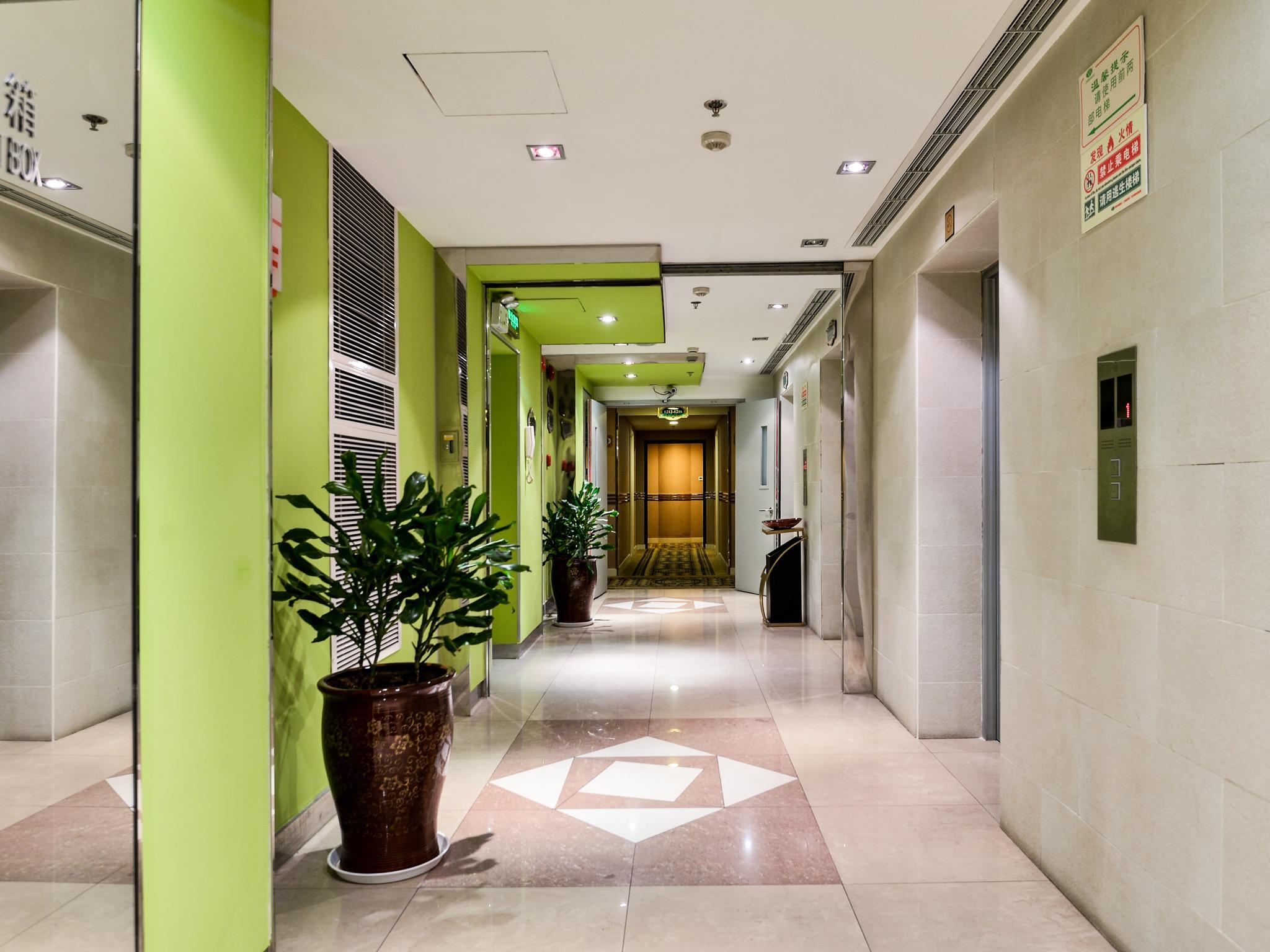 Vienna Hotel Shanghai Pudong Lujiazui Jinqiao Branch 12/39