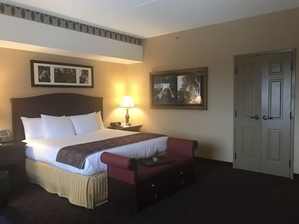 CHEROKEE CASINO & HOTEL WEST SILOAM SPRINGS 16/50