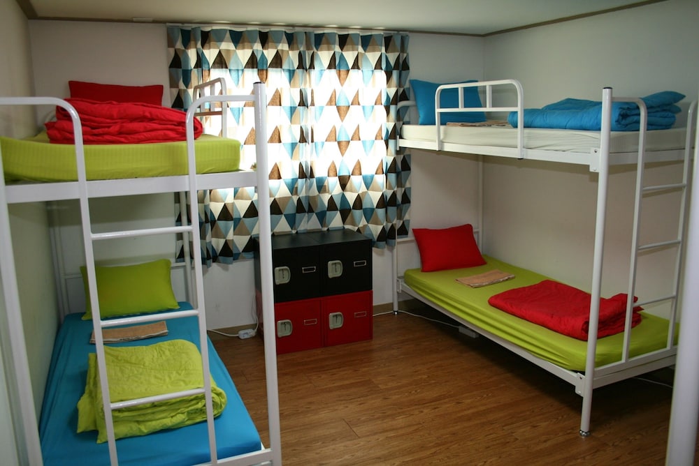 Zzzip Guest House 39/47
