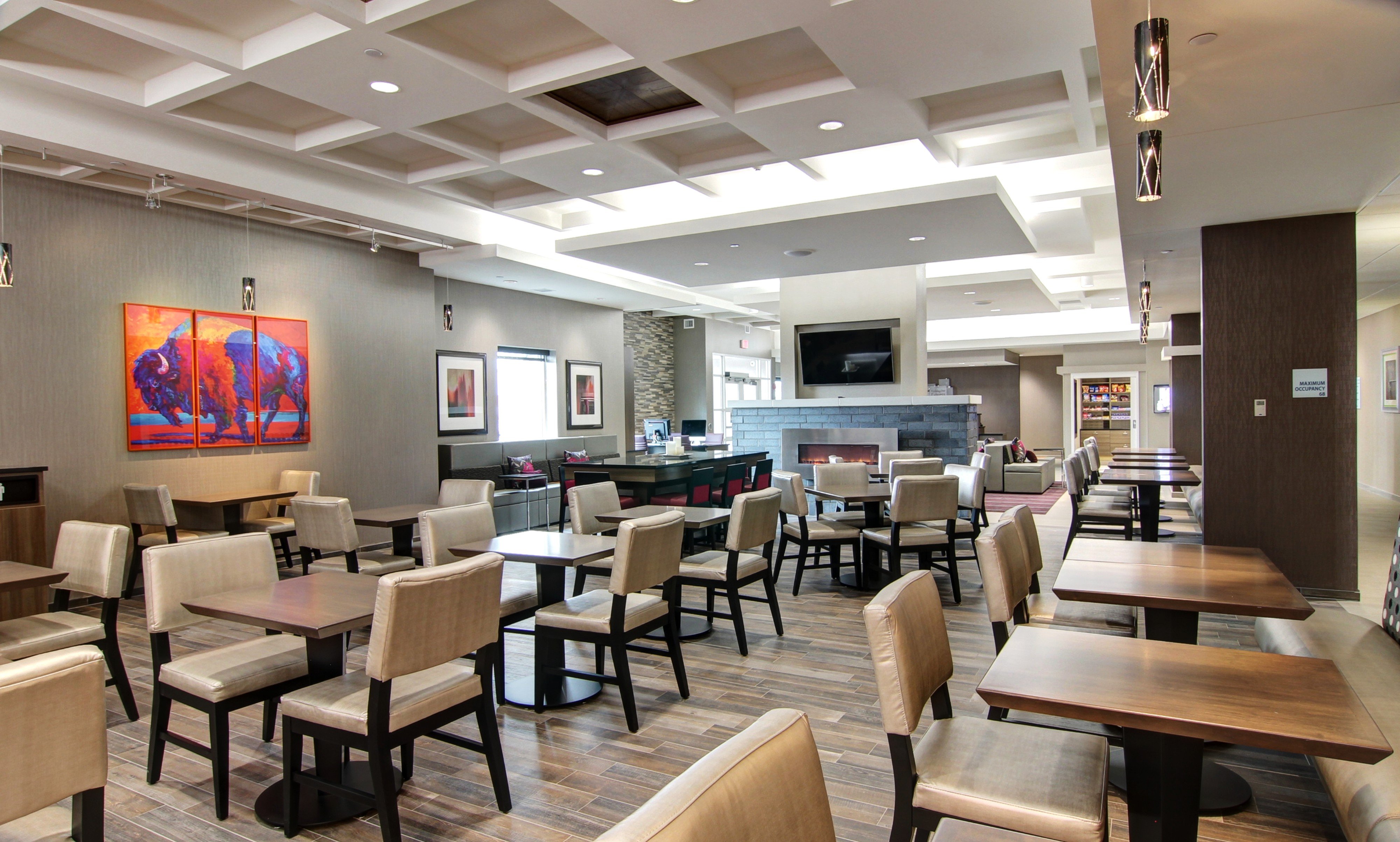 Holiday Inn Express Fargo SW - I-94 Medical Center 37/52