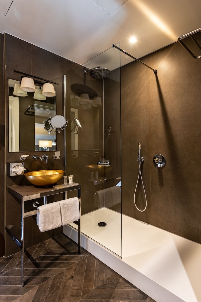 Luxury, Suite, Queen Bed, Private Spa