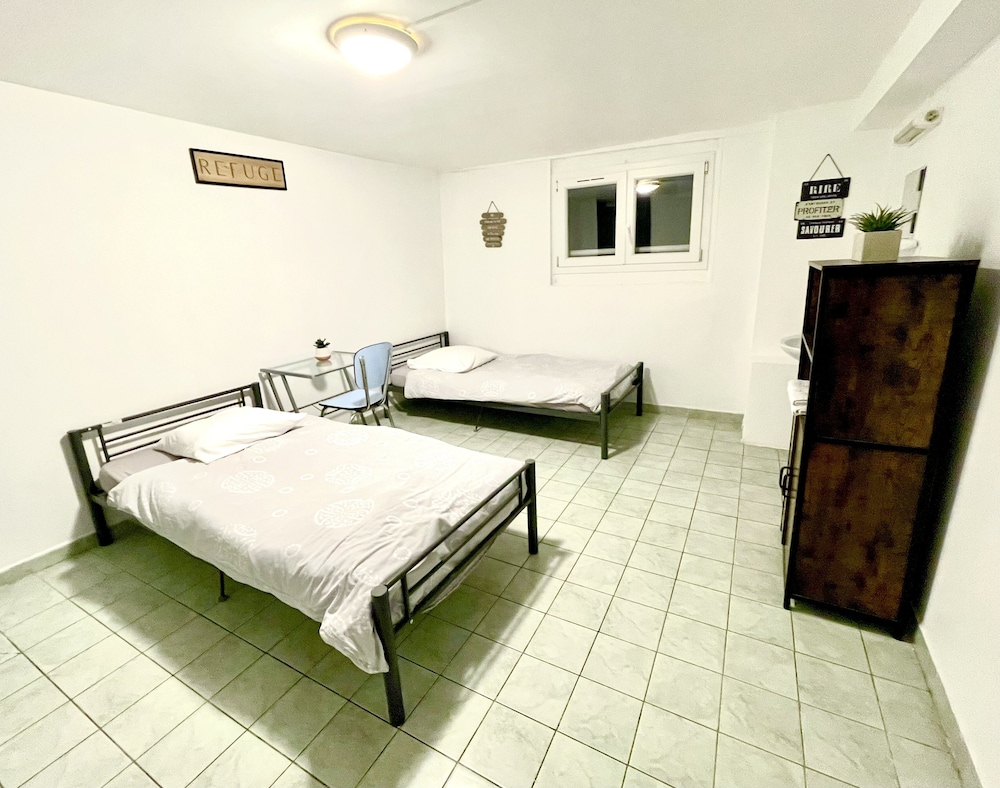 Hotel Du Globe 9/66
