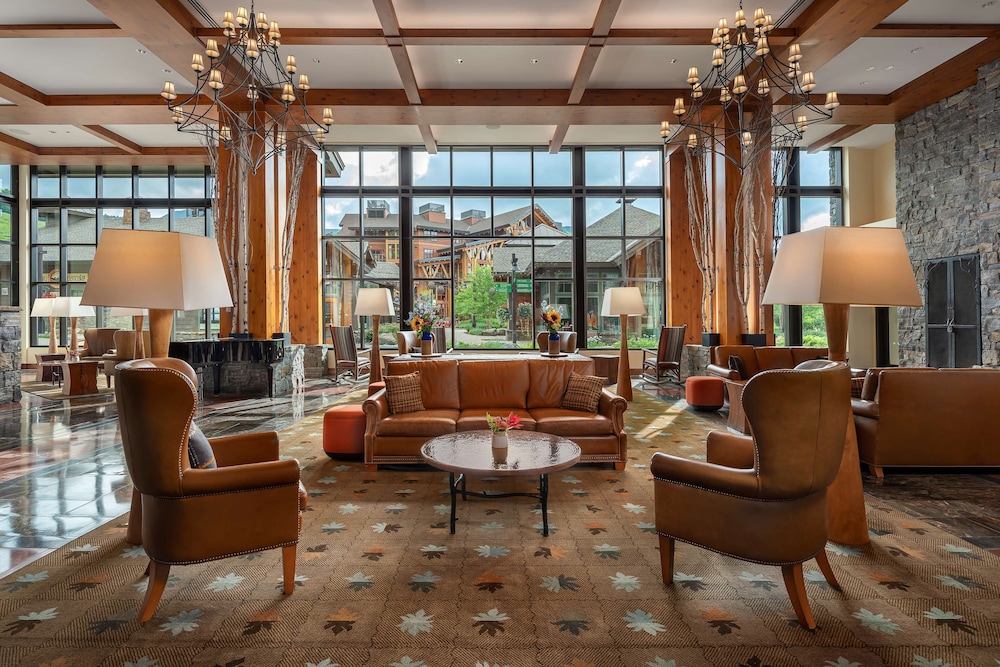 The Lodge At Spruce Peak 67/83