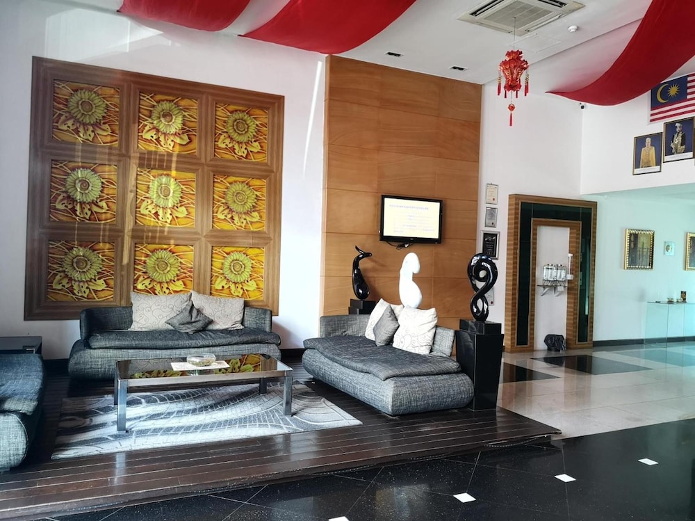 2 Inn 1 Boutique Hotel &amp; Spa 2/38