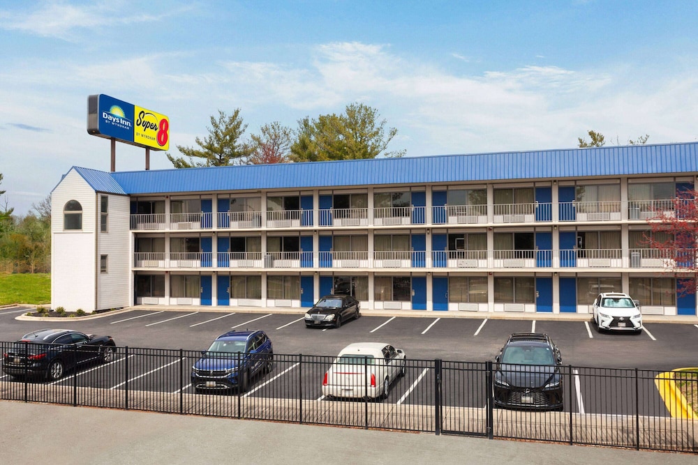 Days Inn by Wyndham Baltimore Northwest 40/51