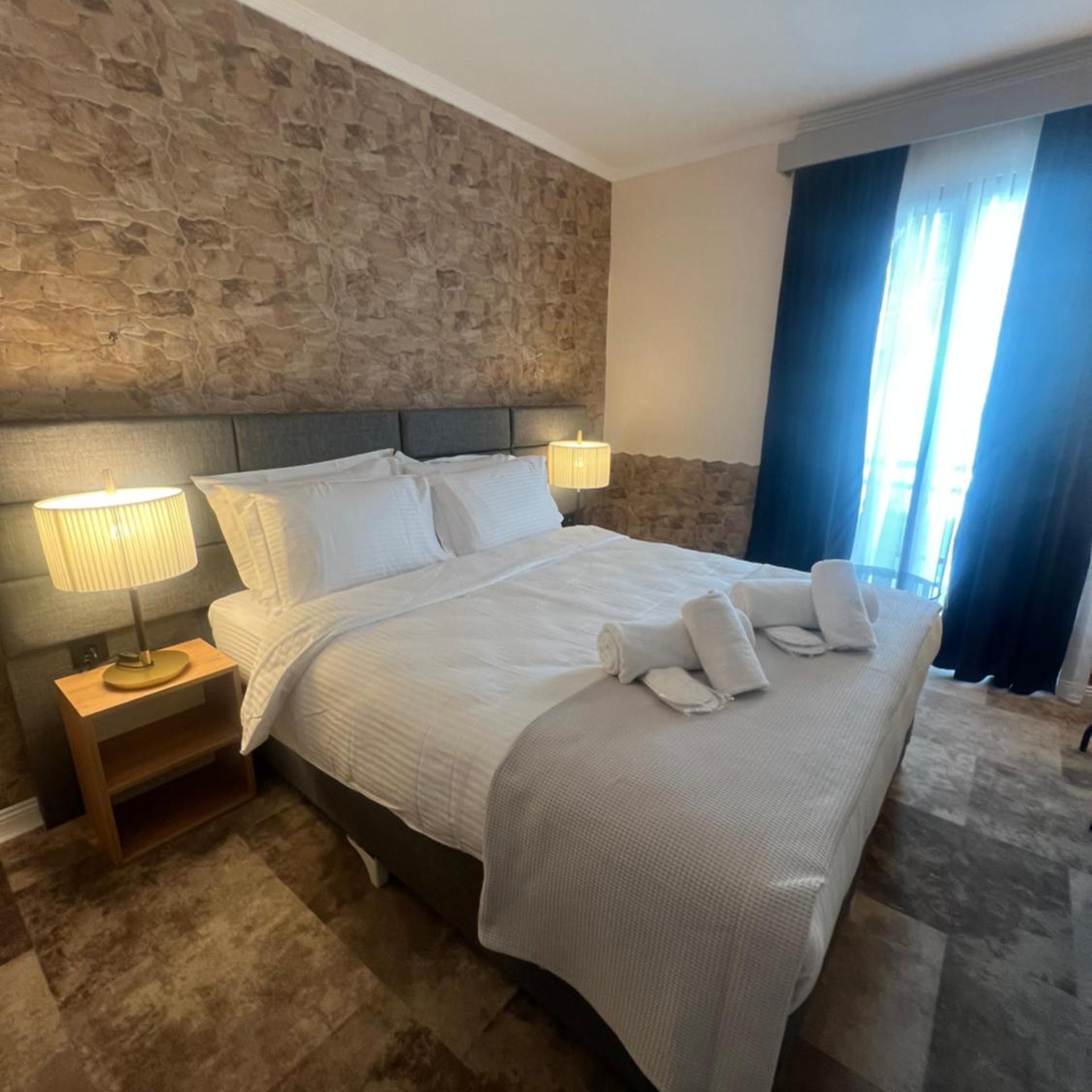 Standard, Double Bed