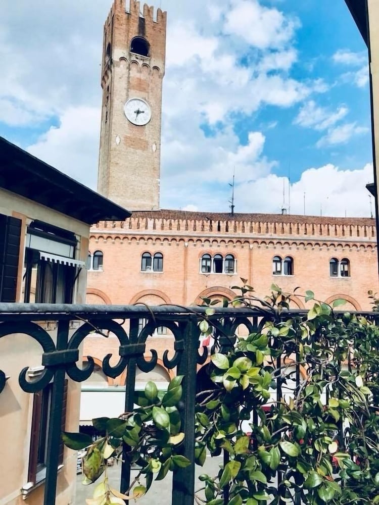 Palazzina300 2/50