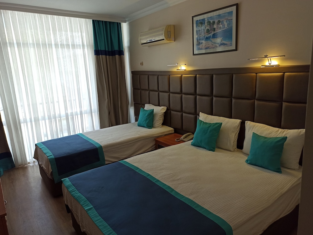 Prima Hotel 16/70