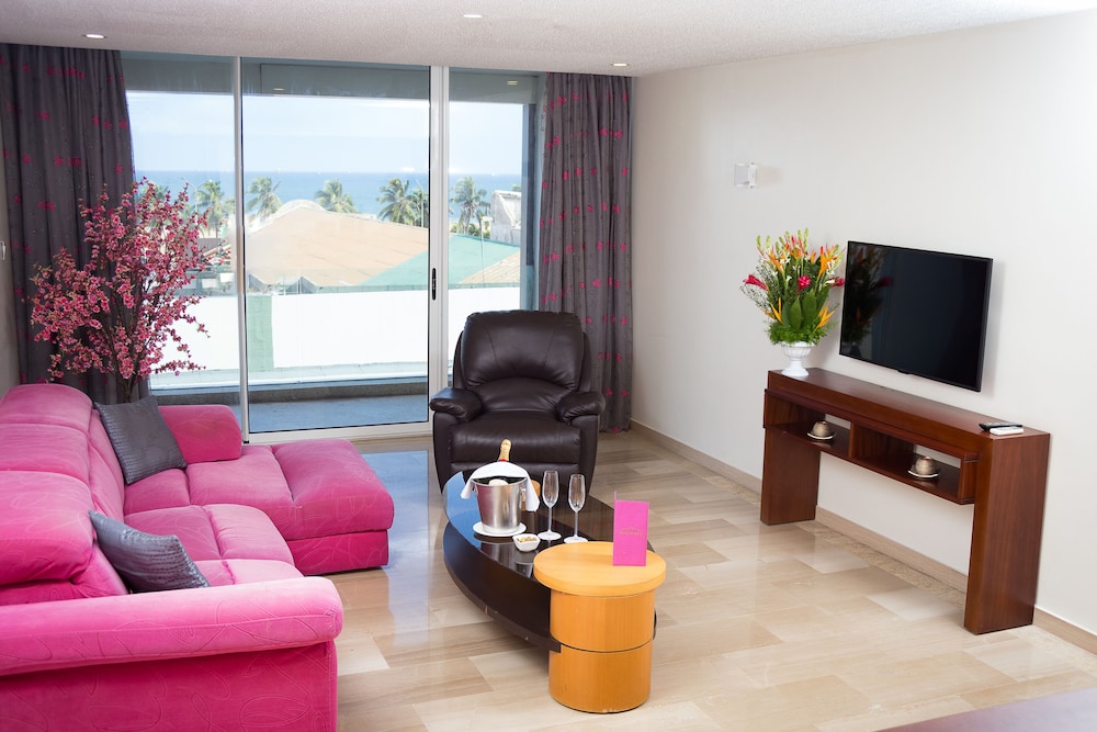 Hotel du Golfe 31/50