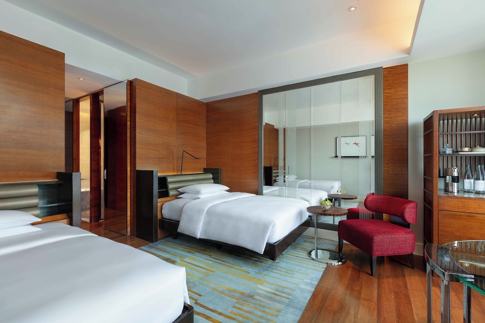 Grand Hyatt Manila 14/72