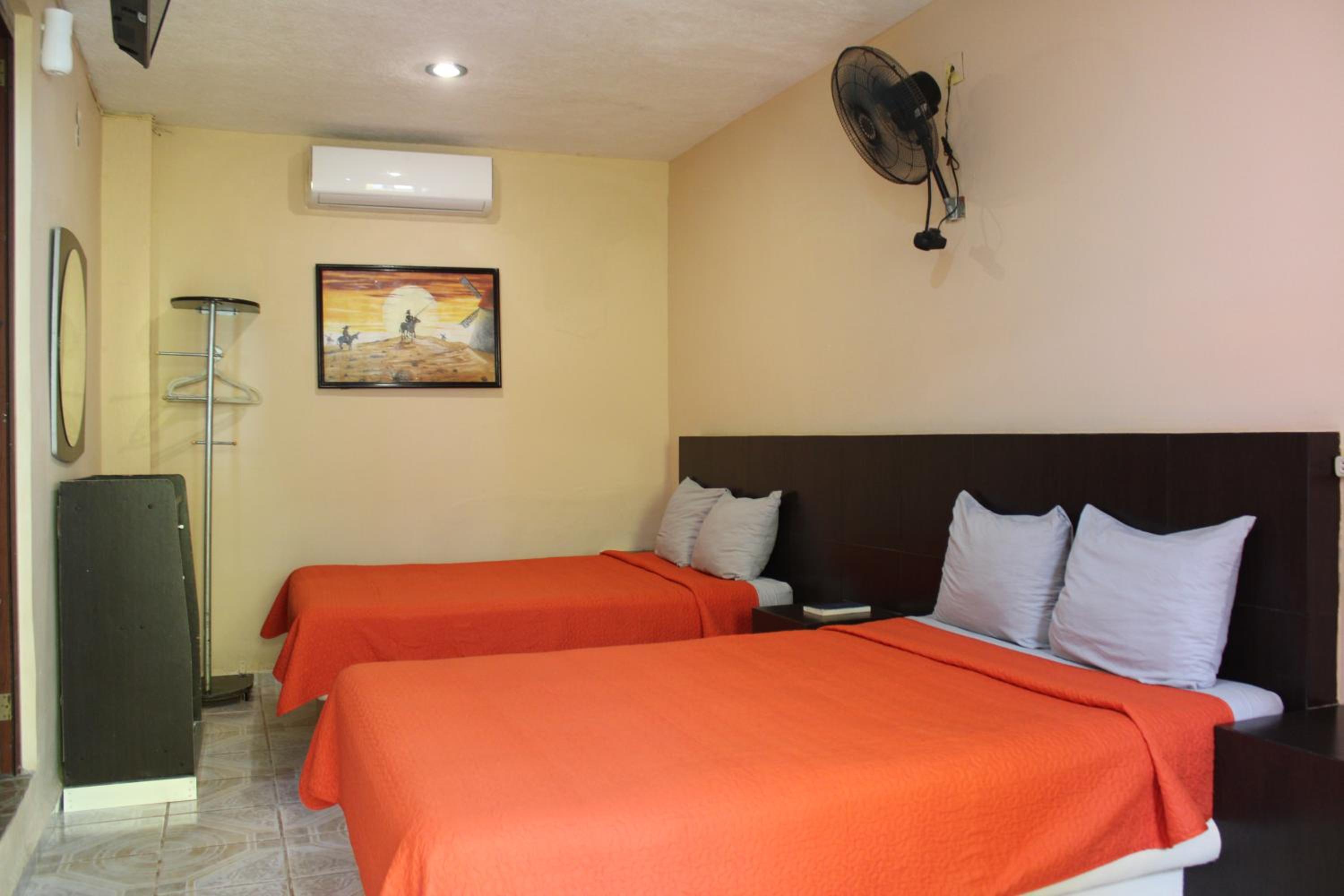 Hotel Guaranducha Inn 18/44
