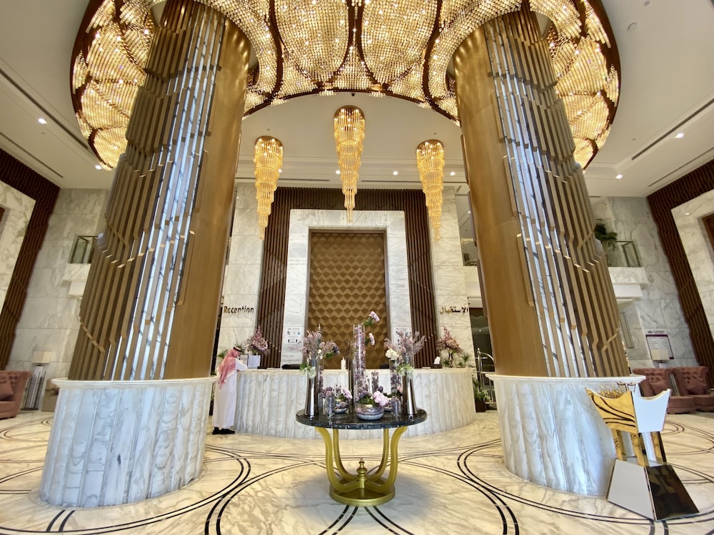 Lobby at Violet Al Shisha Hotel, MAKKAH