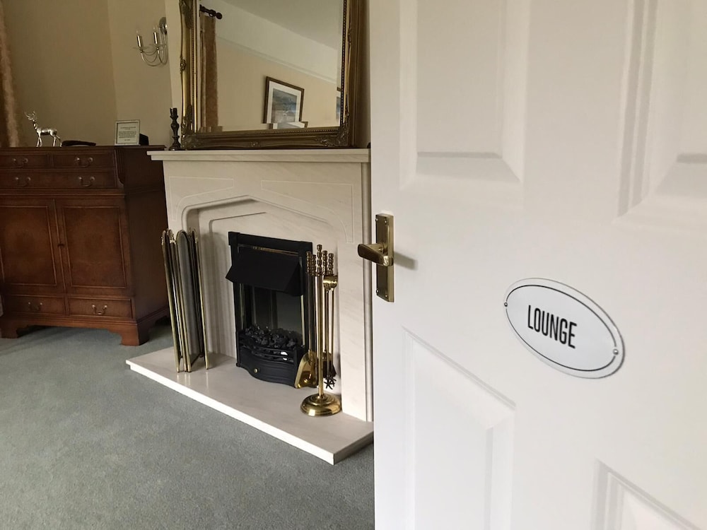 Coombe House 62/62