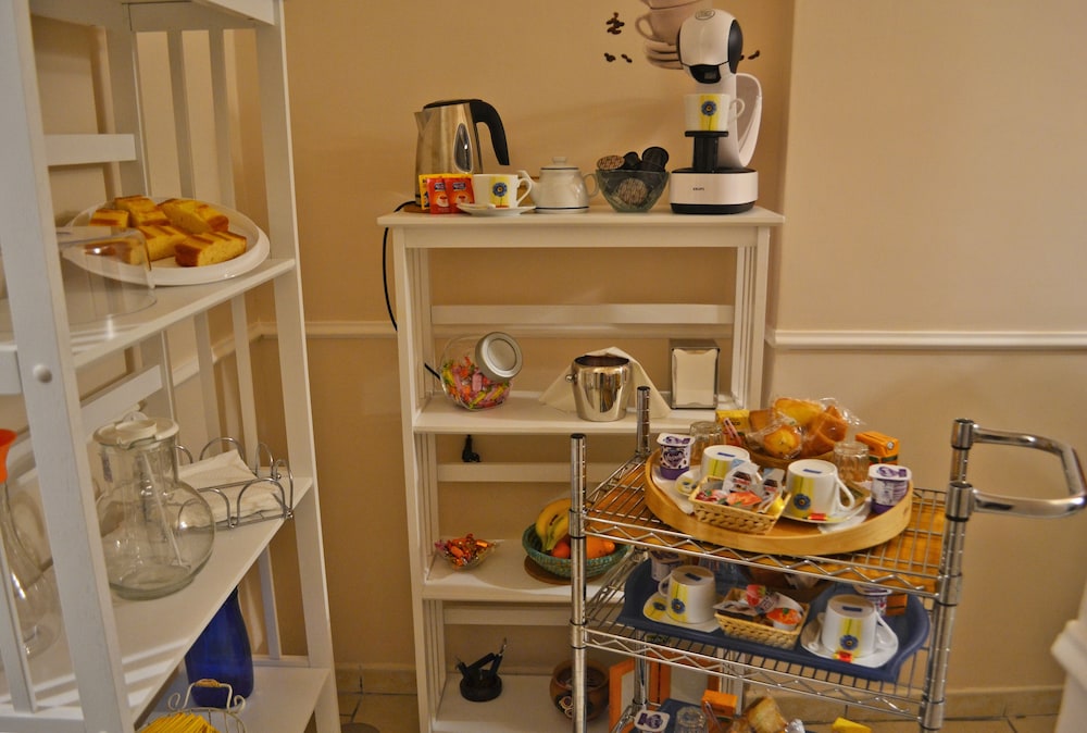 Astra Bed and Breakfast 23/50