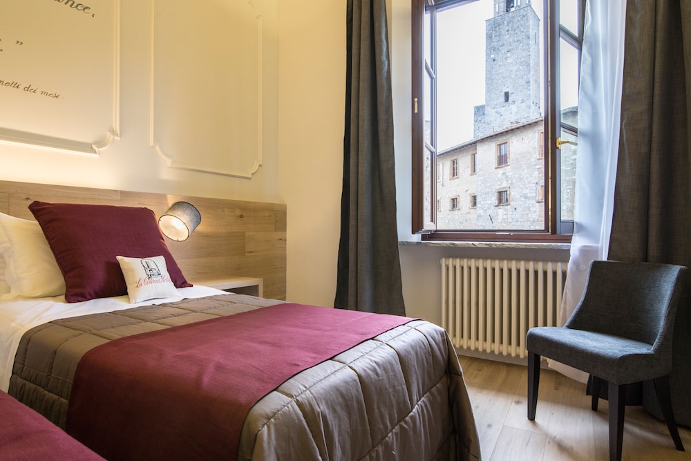 Room, Double Bed, Square View