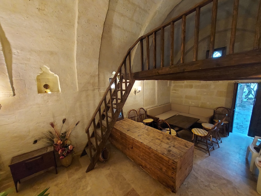 Armesos Cave Hotel 16/50