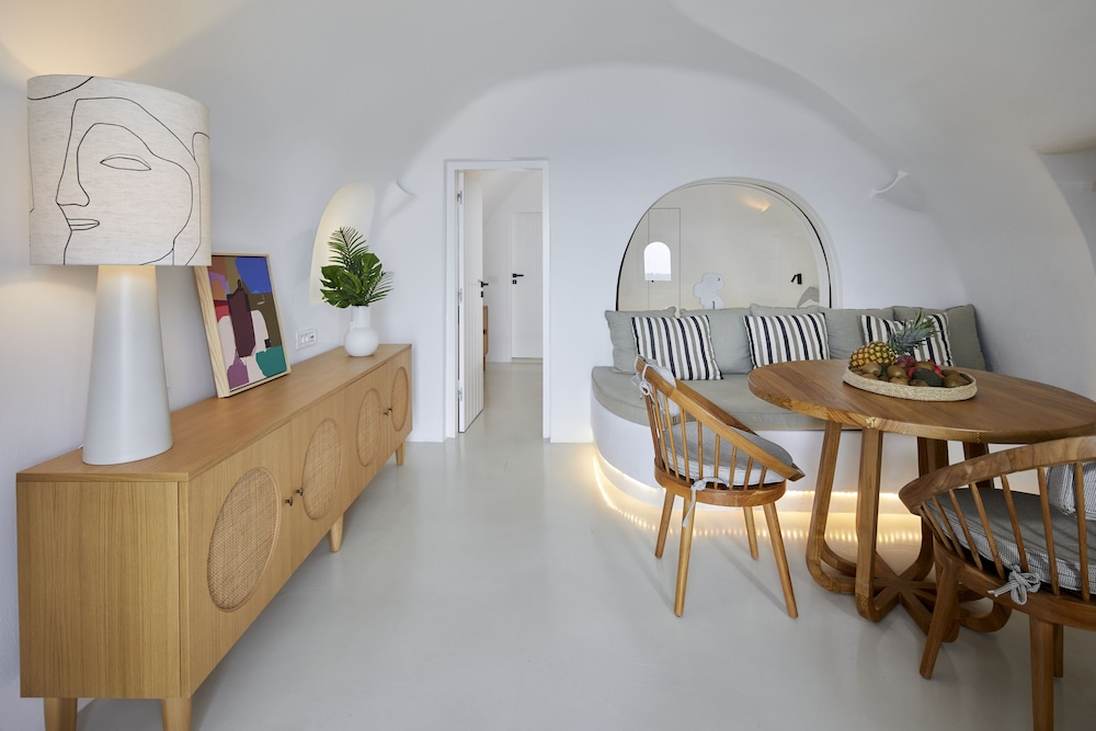 Olea Cave House 22/50
