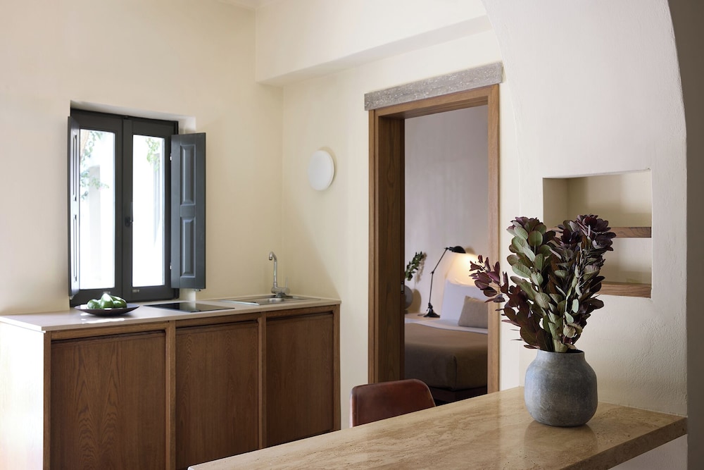 BELLONIAS VILLAS 3/50