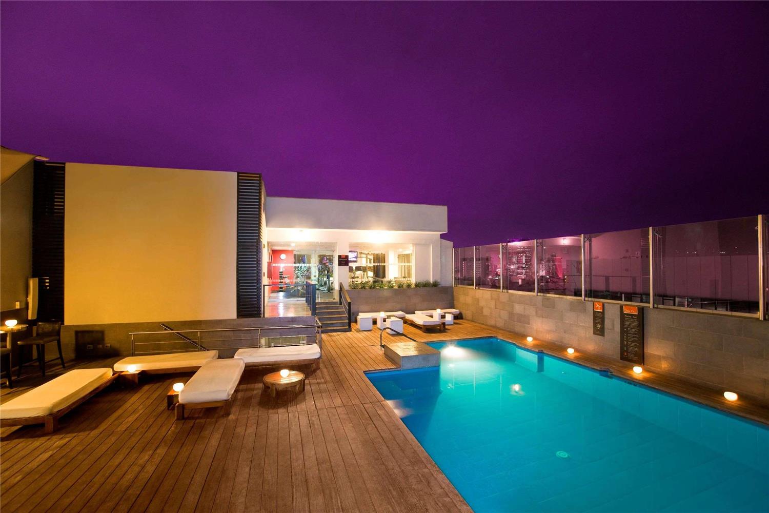 Radisson Hotel Decapolis Miraflores 17/25
