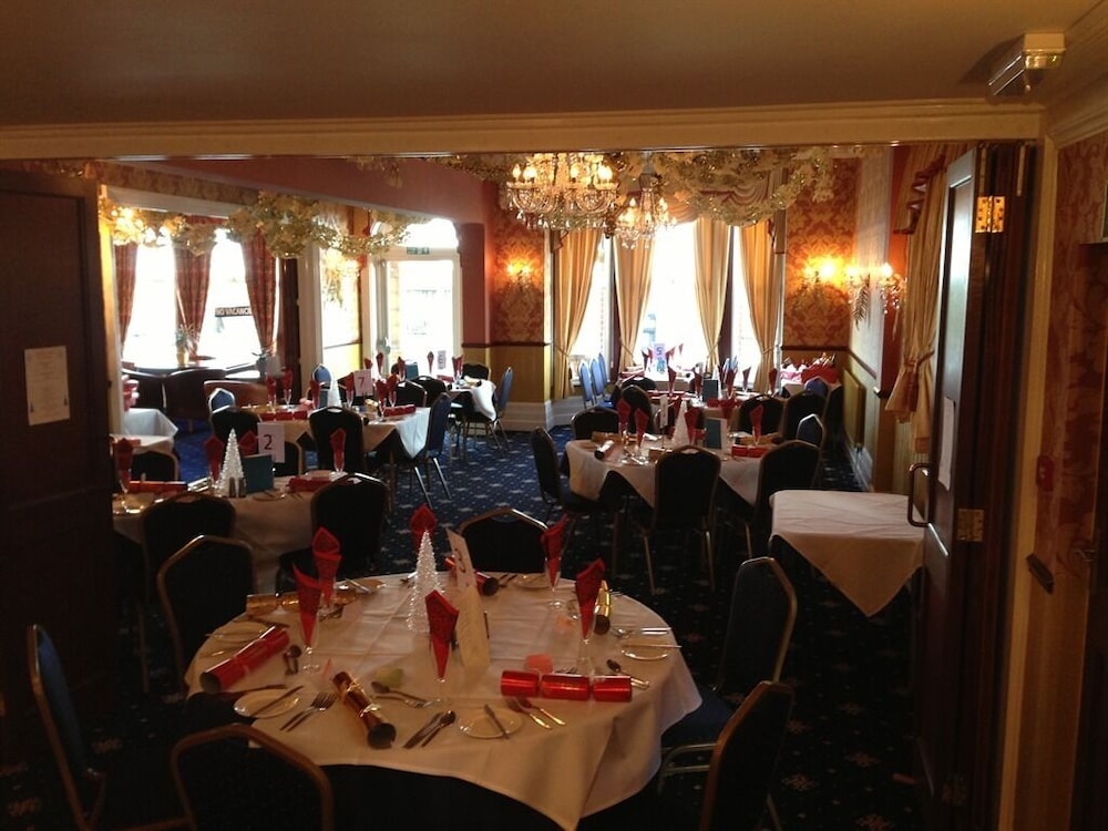 Furzedown Hotel 56/74