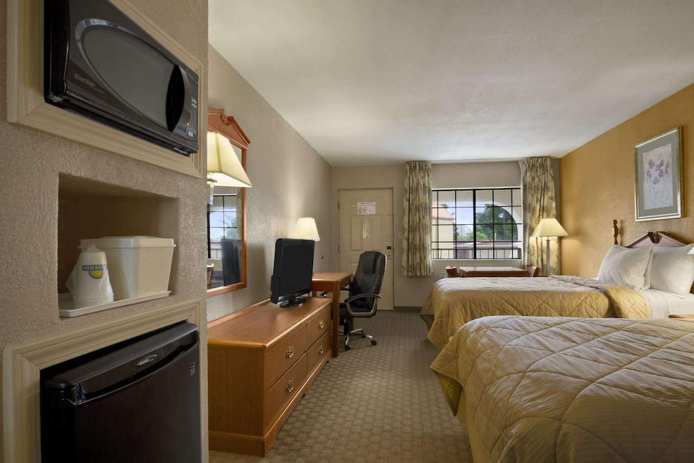 Days Inn by Wyndham Southaven MS 10/23